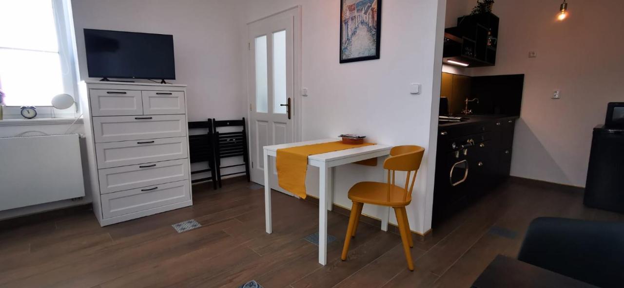 Apartman Augustin Jičín Zewnętrze zdjęcie